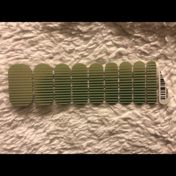Jamberry Mint and Gold Stripe - Picture 2 of 3
